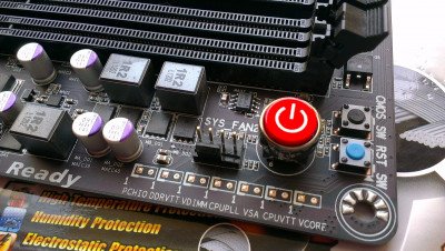 Gigabyte GA-Z77X-UD3H-WB WiFi Image 07